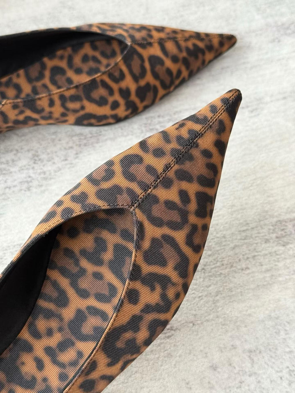 Leopard Print Pointed-Toe Flats