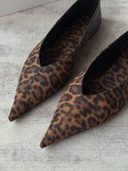 Leopard Print Pointed-Toe Flats