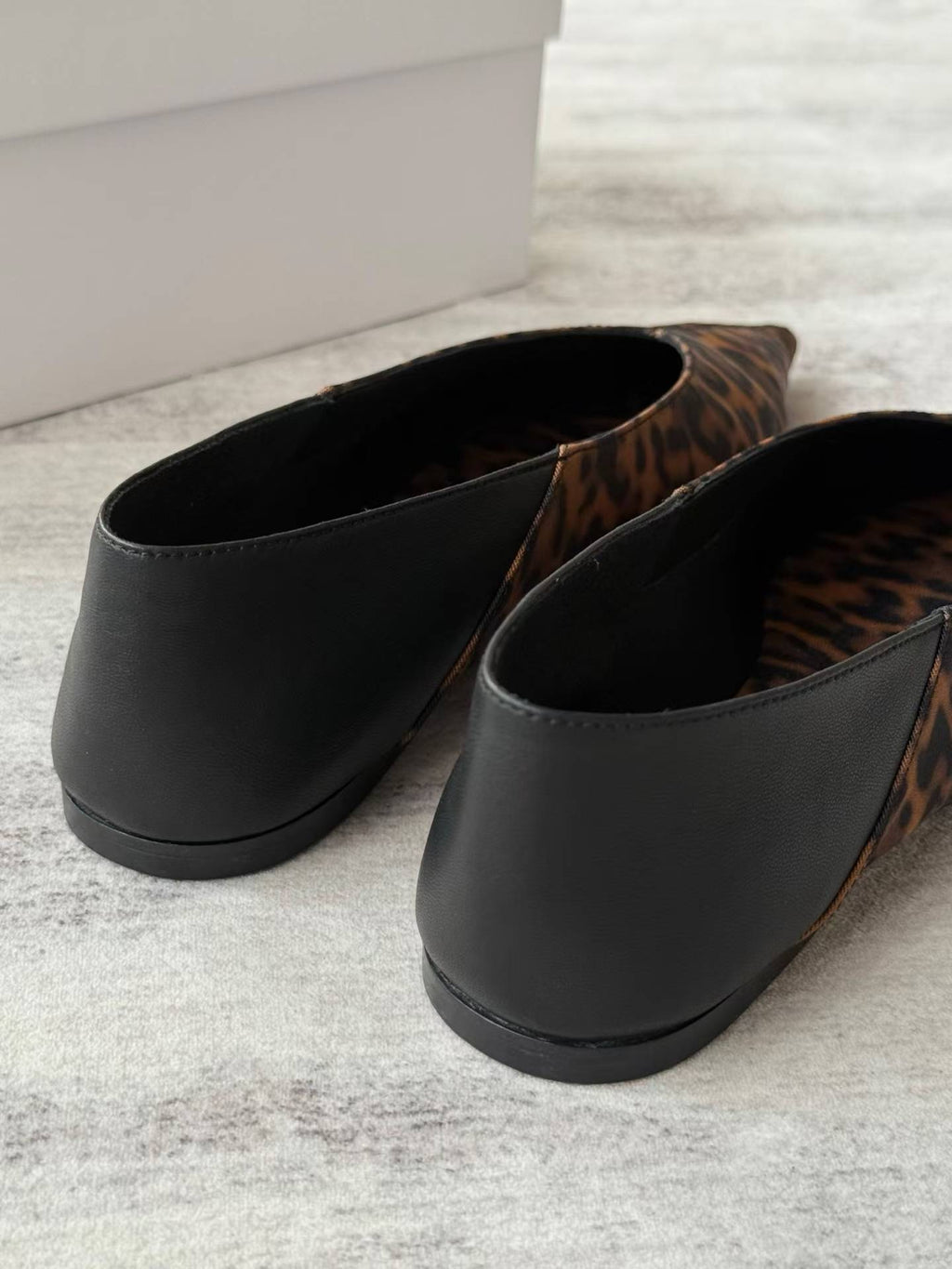 Leopard Print Pointed-Toe Flats