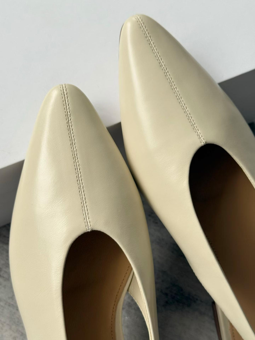 Pointed-Toe Slingback Flats