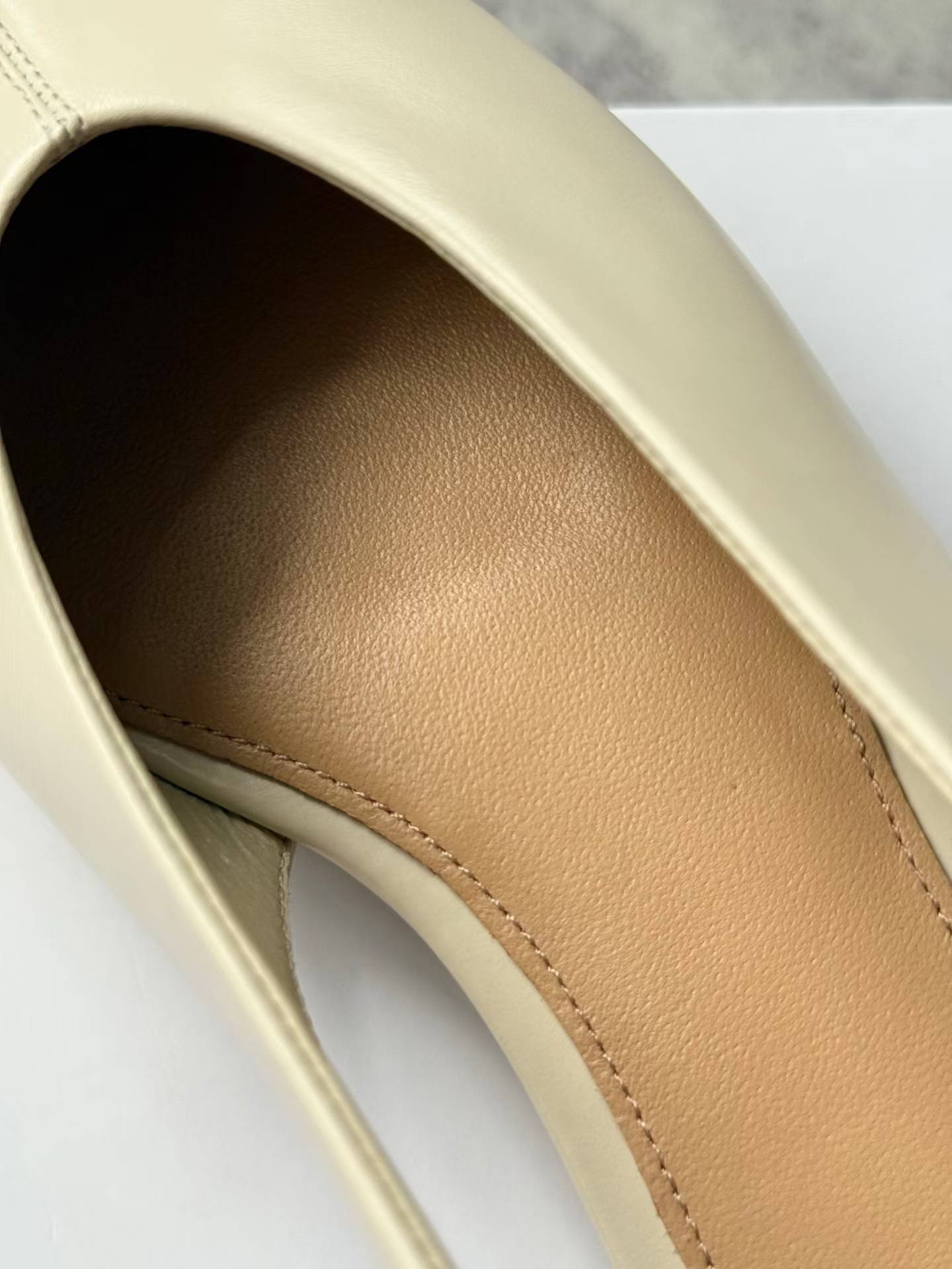 Pointed-Toe Slingback Flats