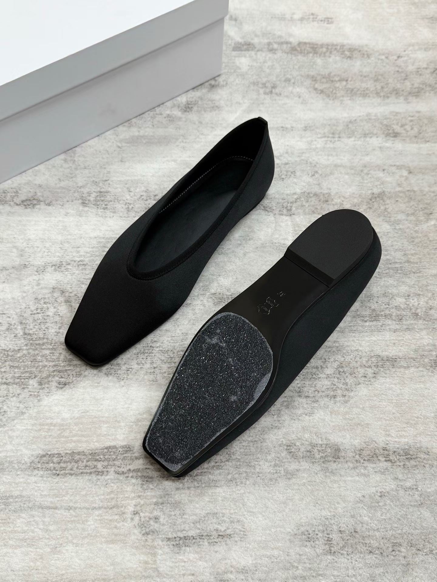 Square-Toe Ballet Flats