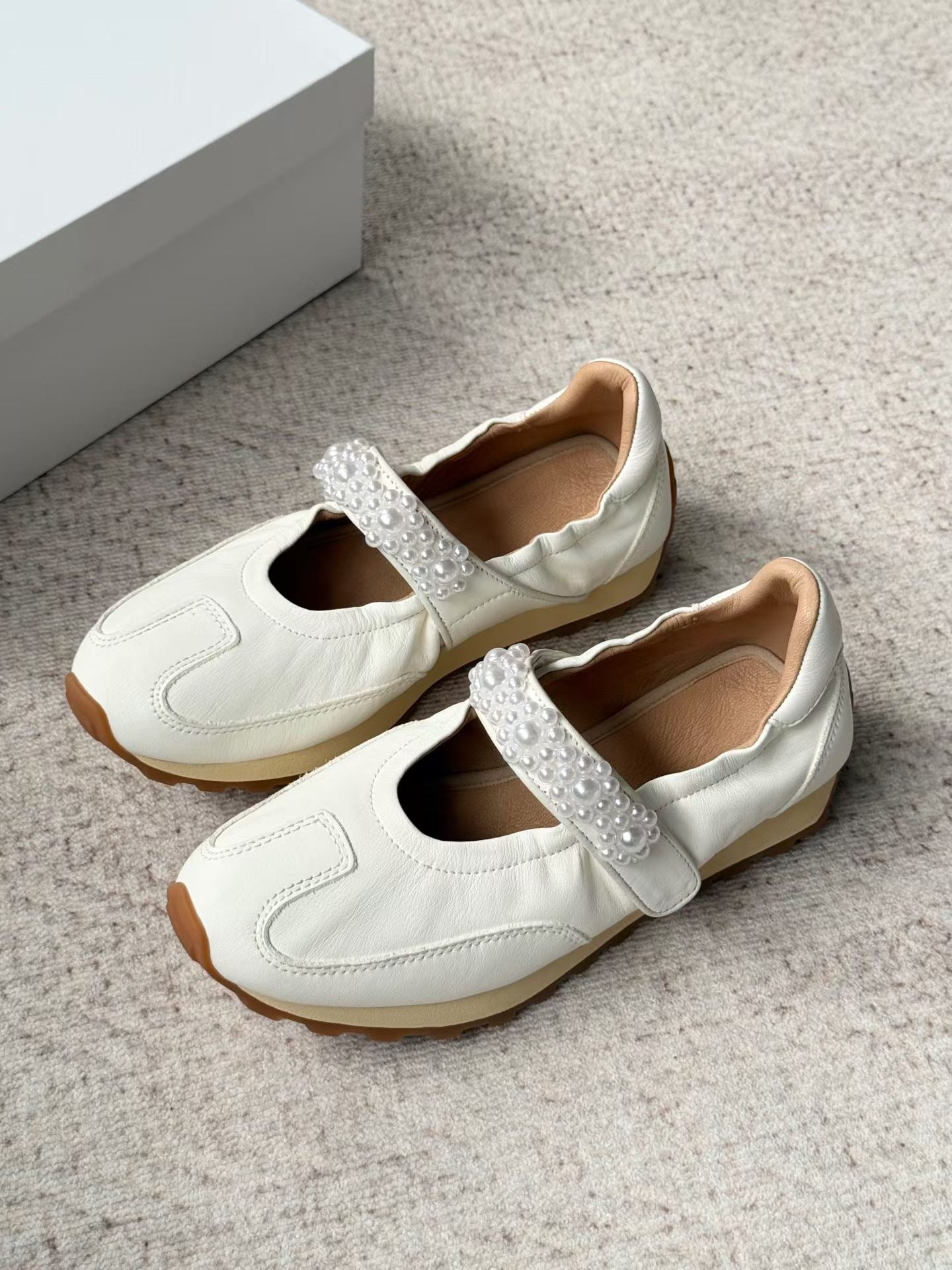 Pearl Mary Jane Sneakers