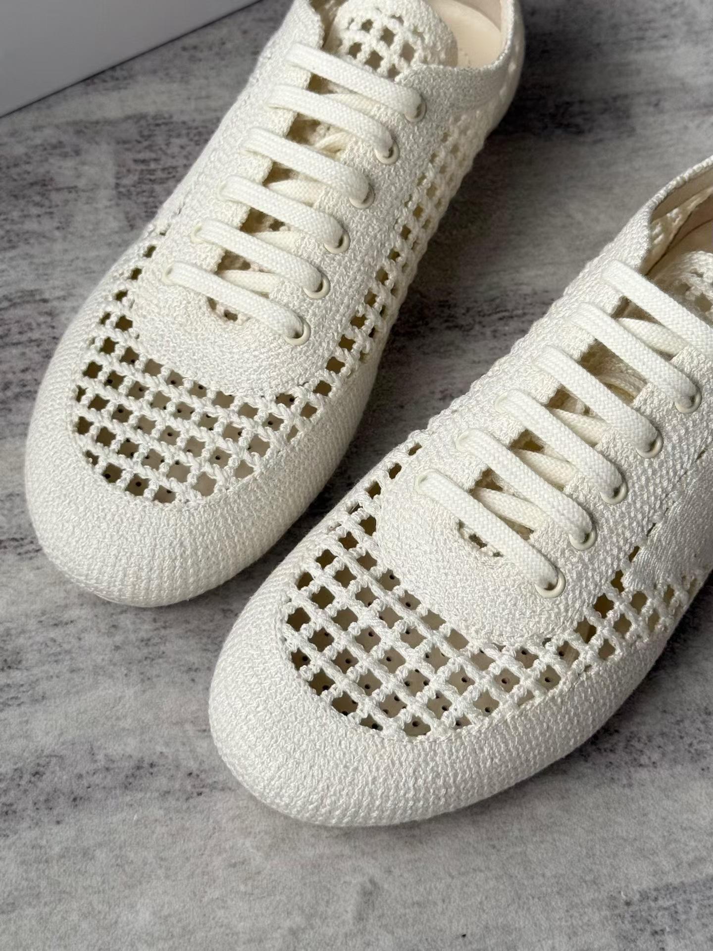 Breathable Knit Sneakers