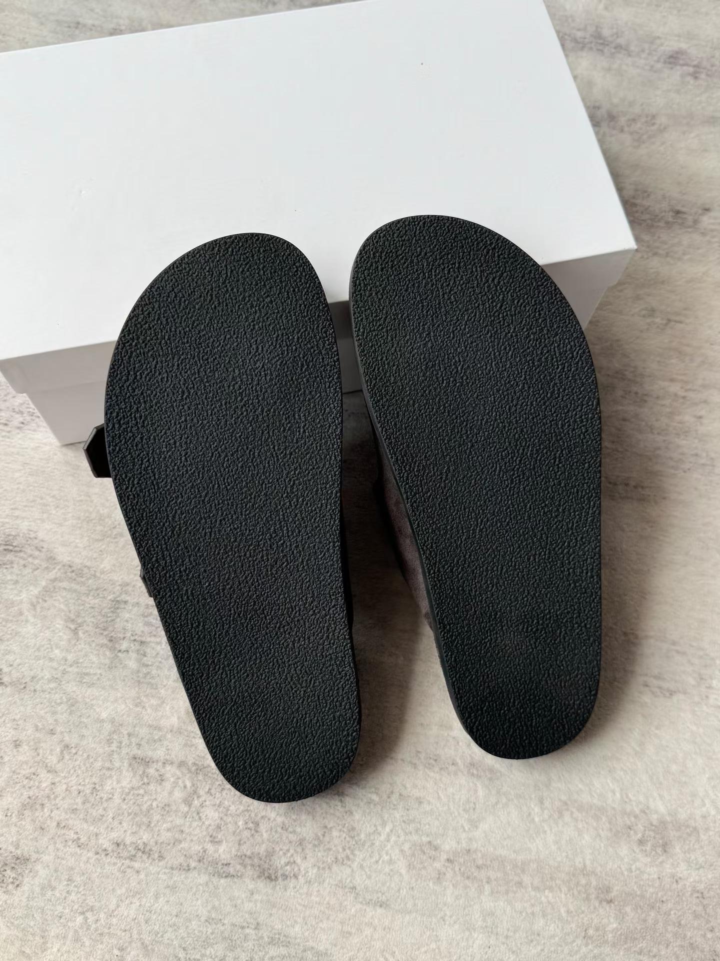 Double-Buckle Slides