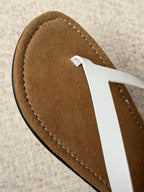 Solea Leather Thong Sandals