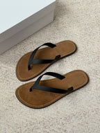 Solea Leather Thong Sandals