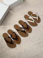 Solea Leather Thong Sandals