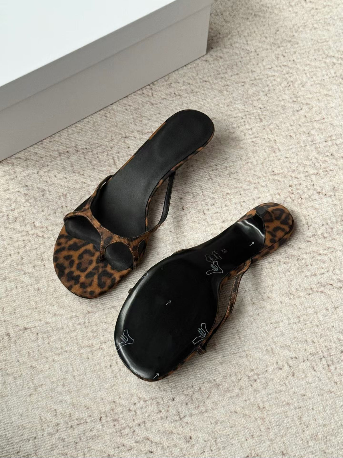Vivienne Cut-Out Heel Sandals