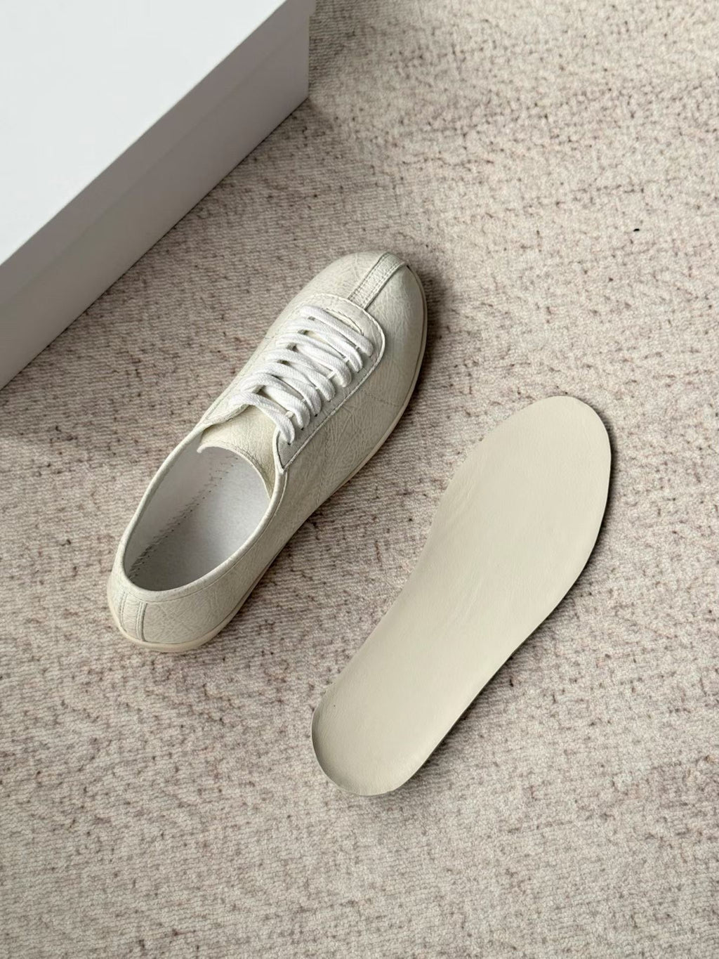 Classic trainer sneakers