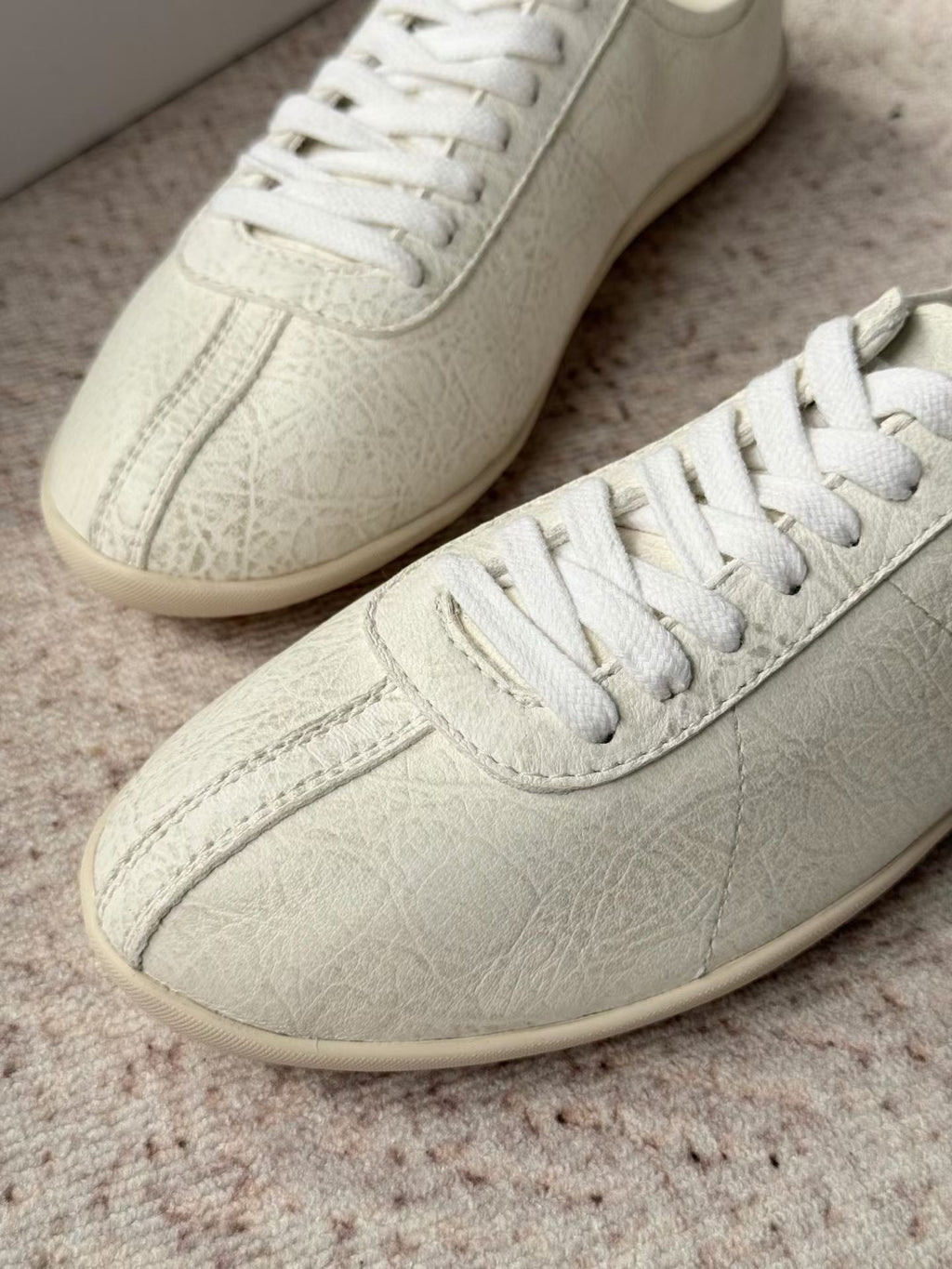 Classic trainer sneakers