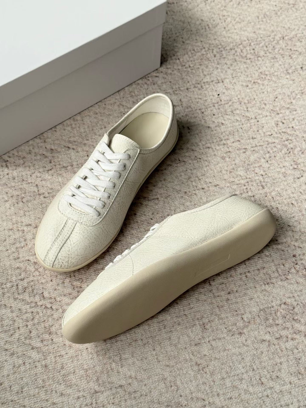 Classic trainer sneakers