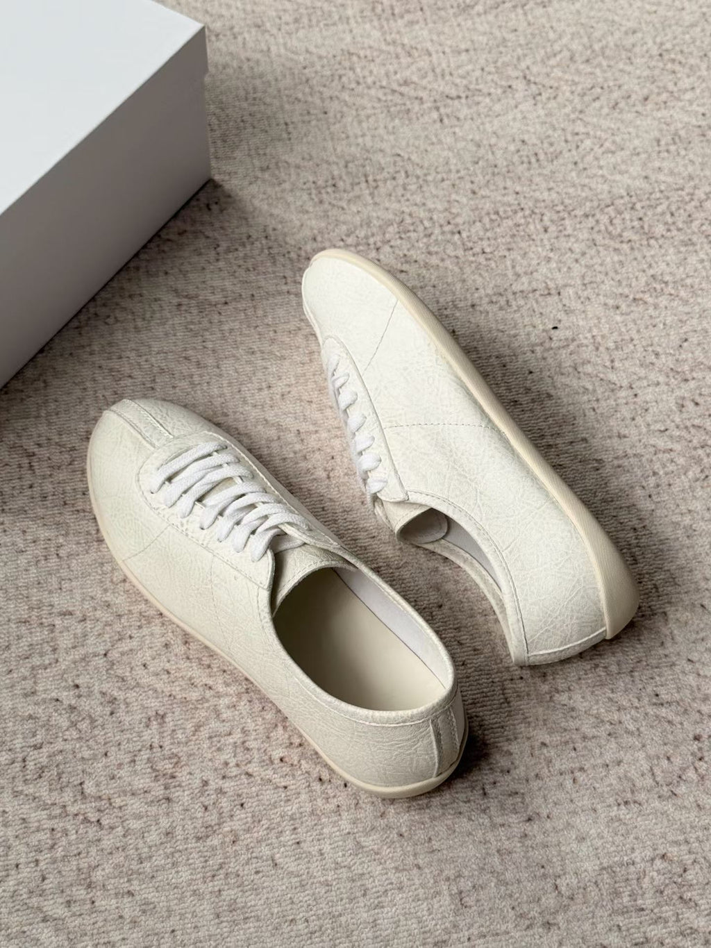 Classic trainer sneakers
