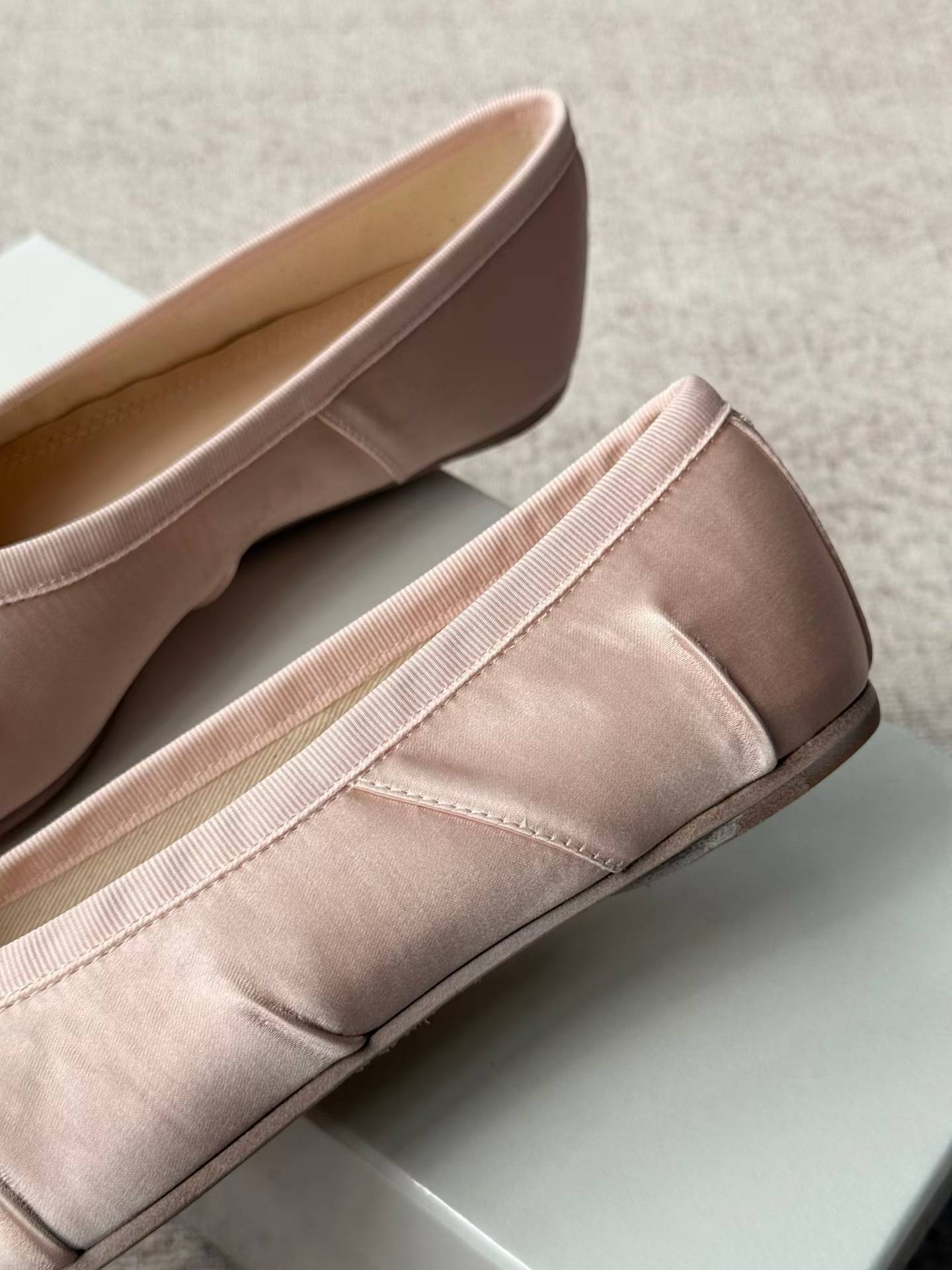 Silk Tabi Flats