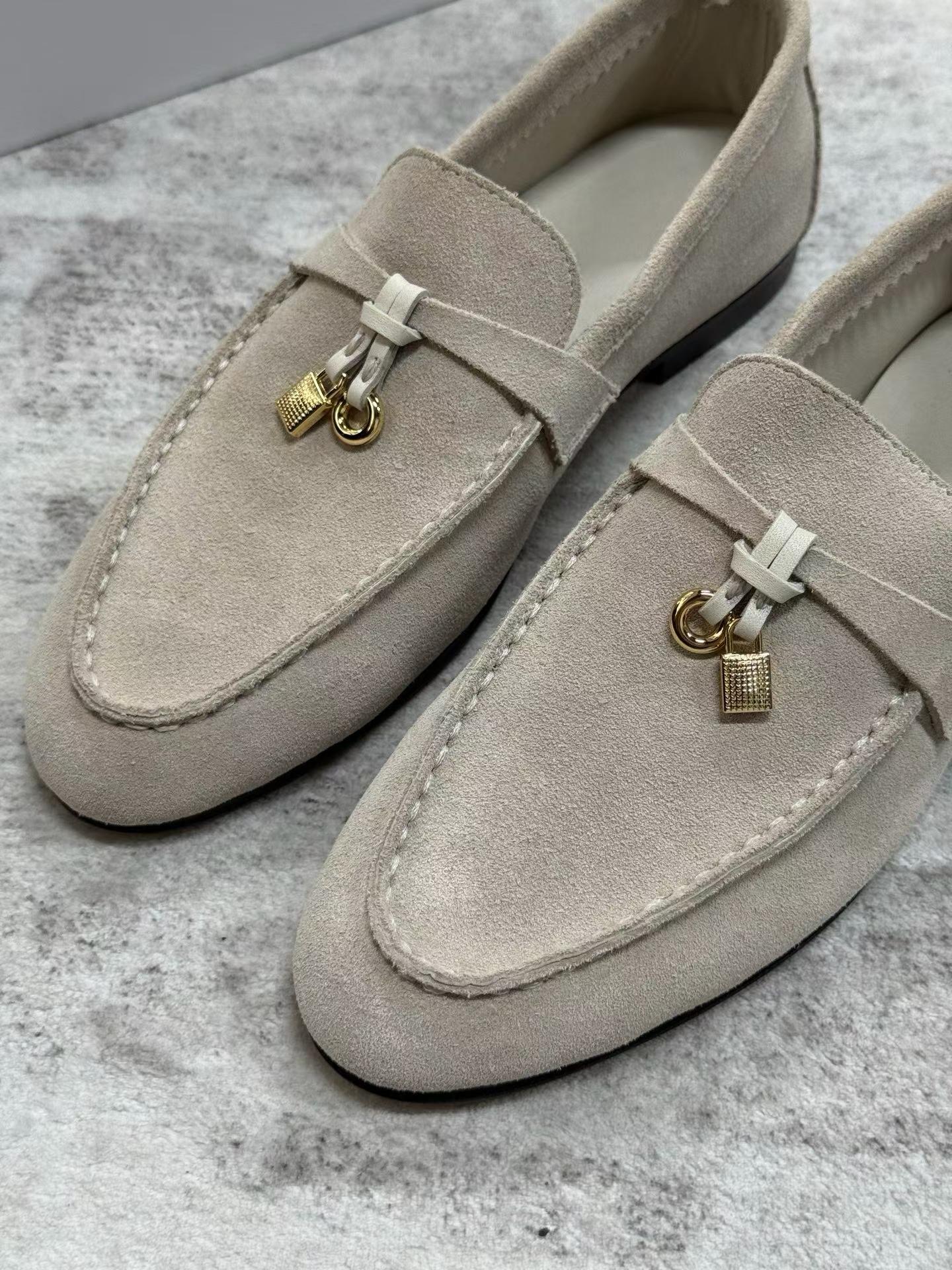 Noelle Classic Loafers