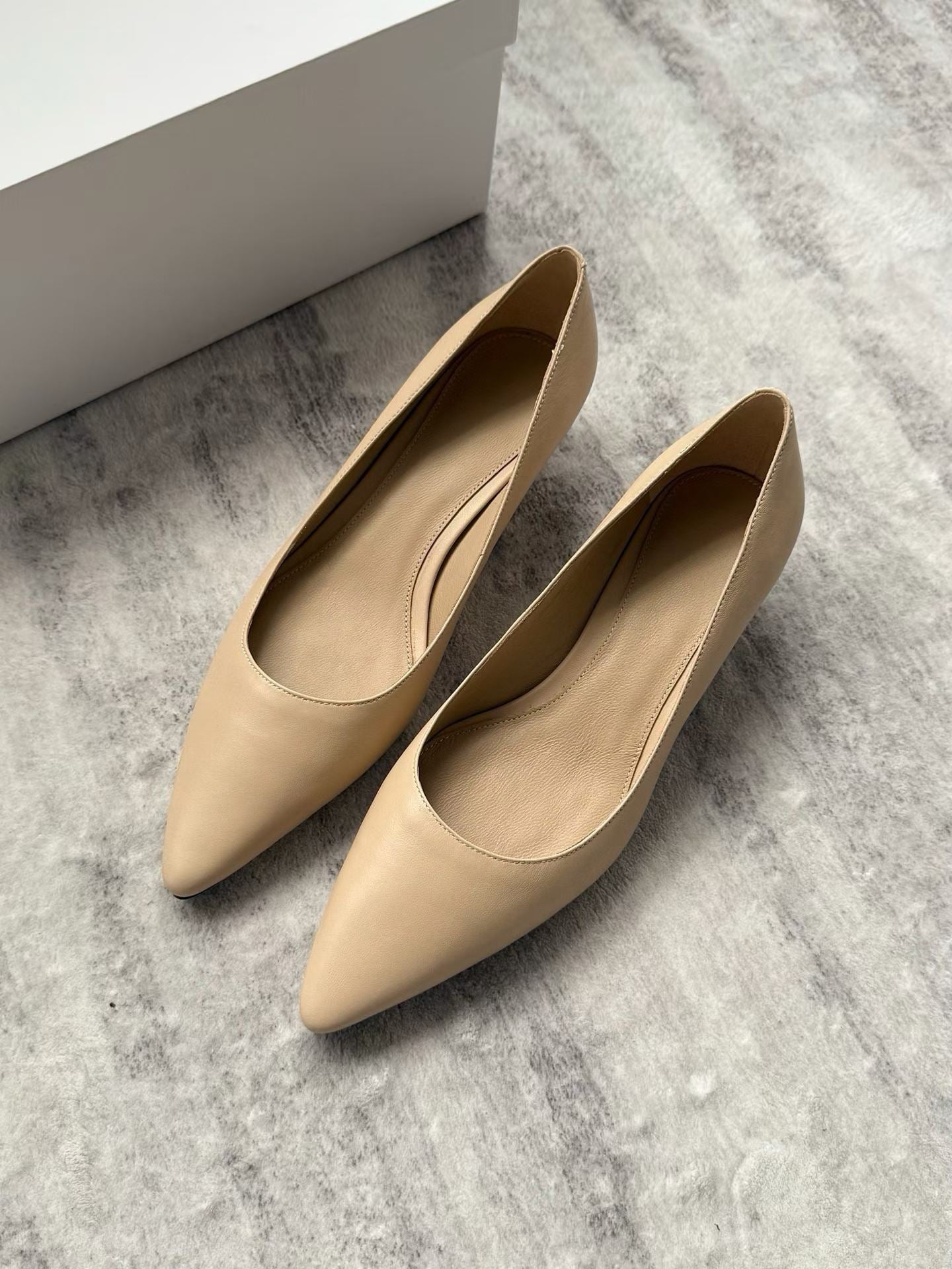 Pointed Kitten Heels
