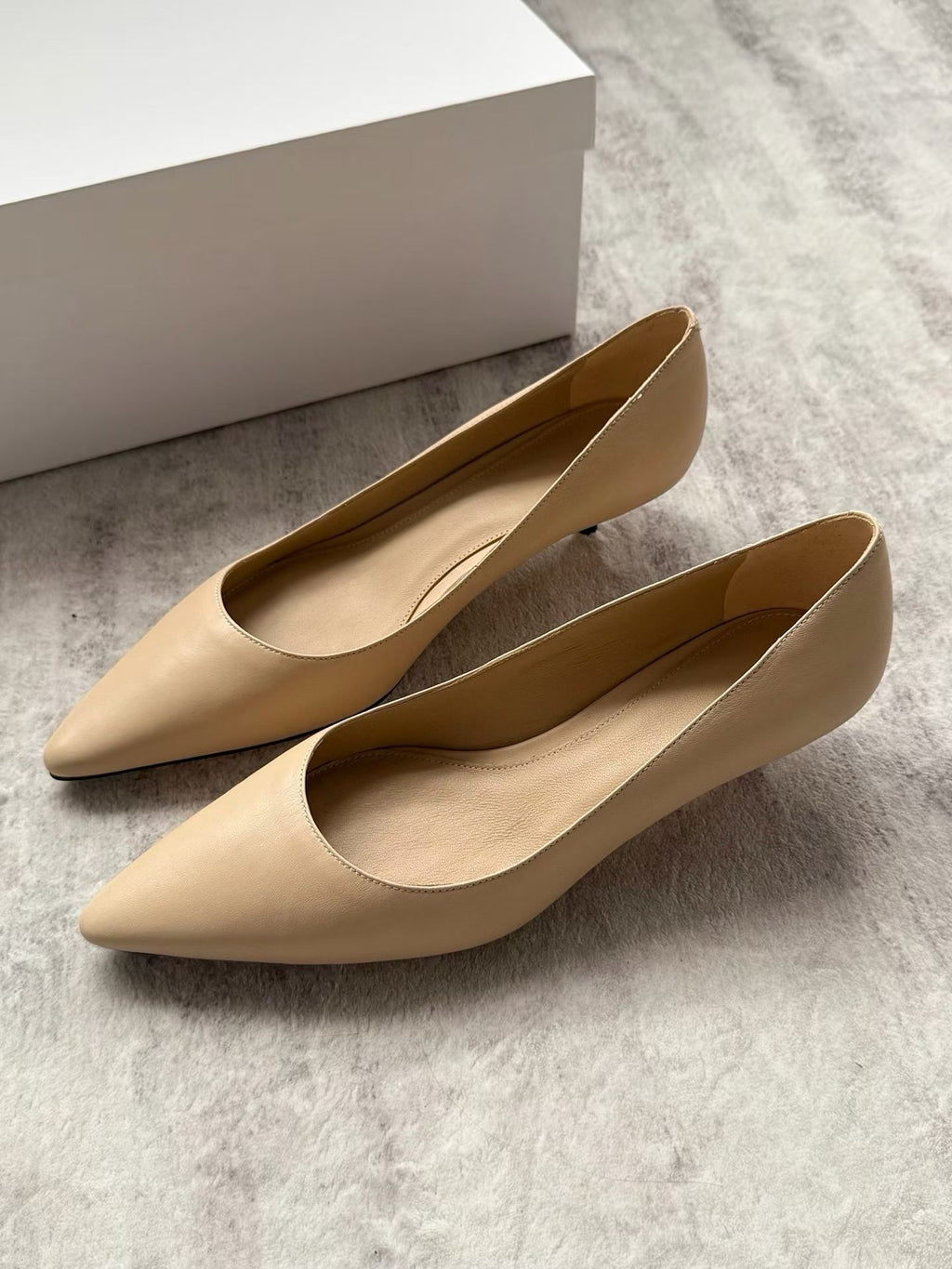 Pointed Kitten Heels