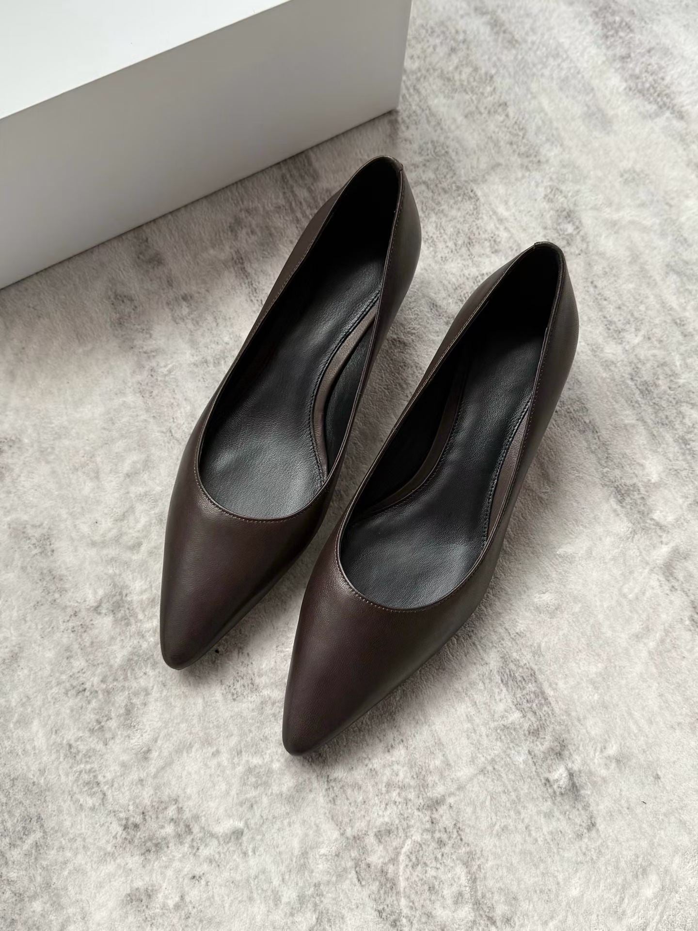 Pointed Kitten Heels