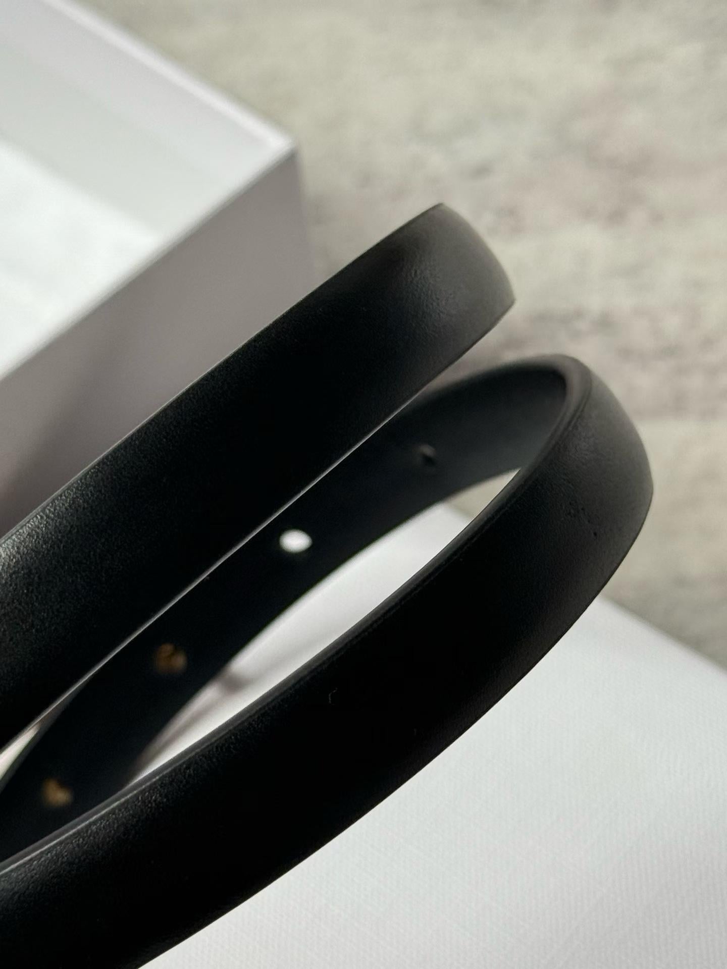 Classic Thin Belt